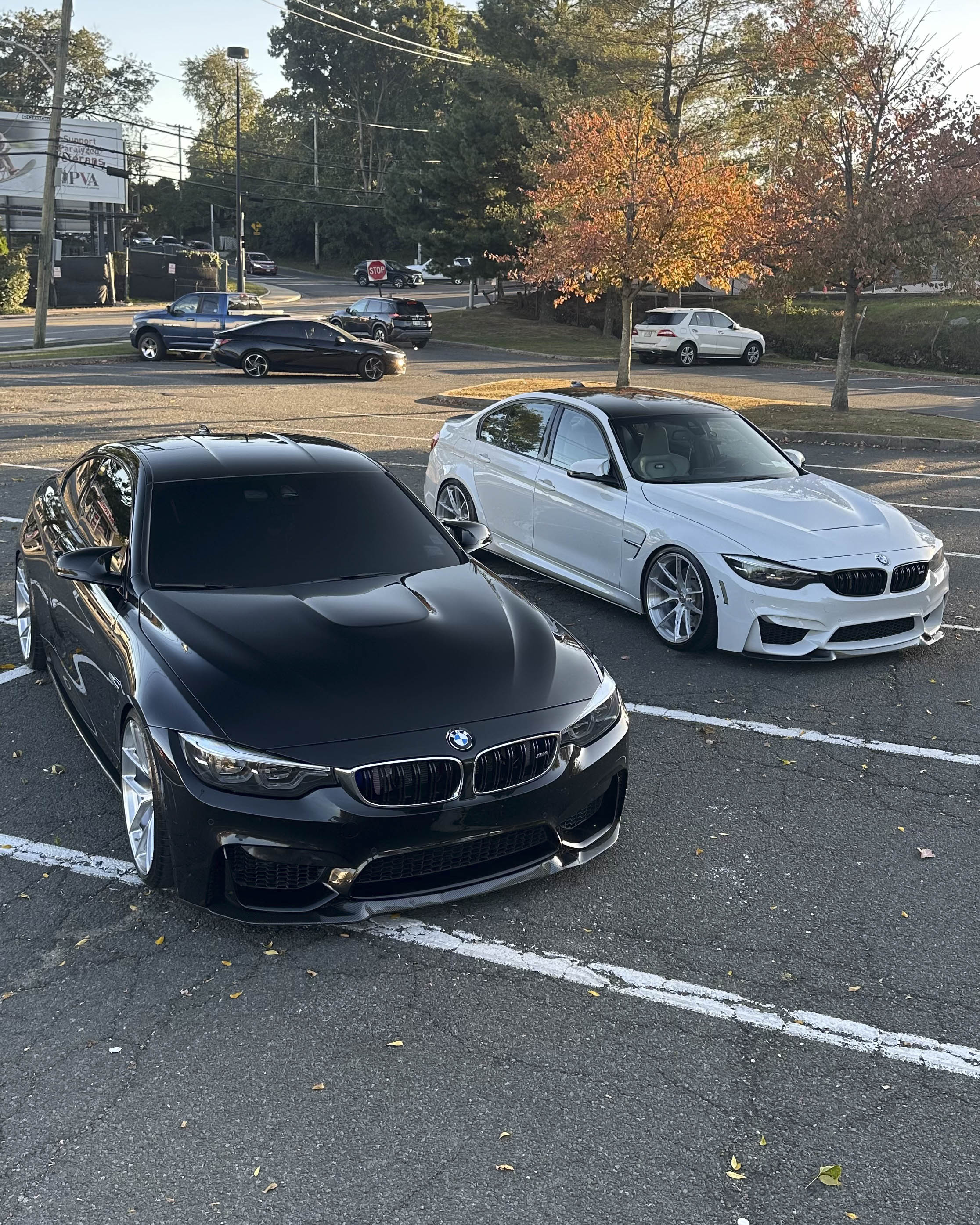 2019 BMW M4 with Motivo Forged MB-J custom wheels in gloss brushed clear detail view