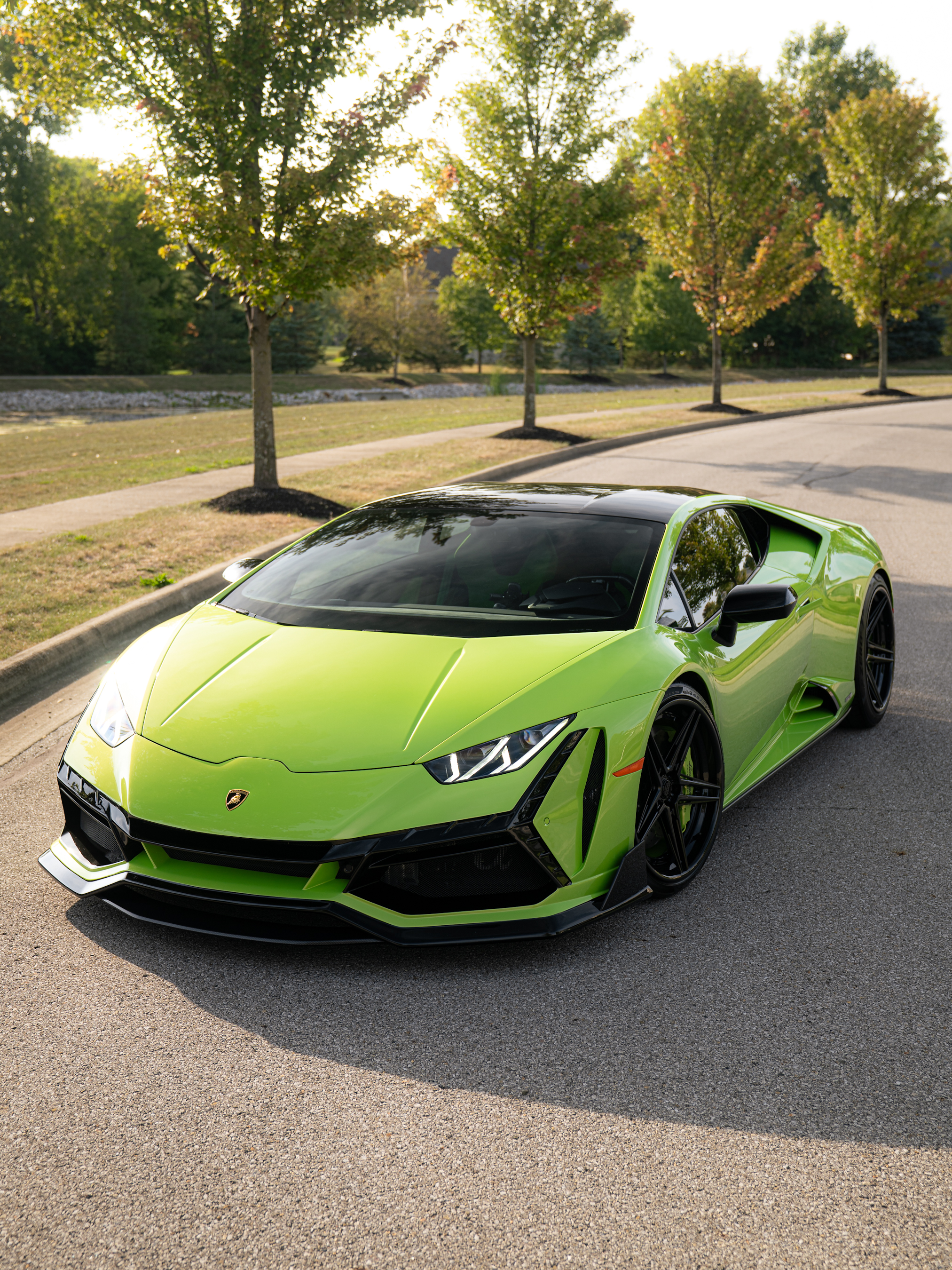 2023 Lamborghini Huracan with Motivo Forged CS-D custom wheels in gloss black and gloss black side view
