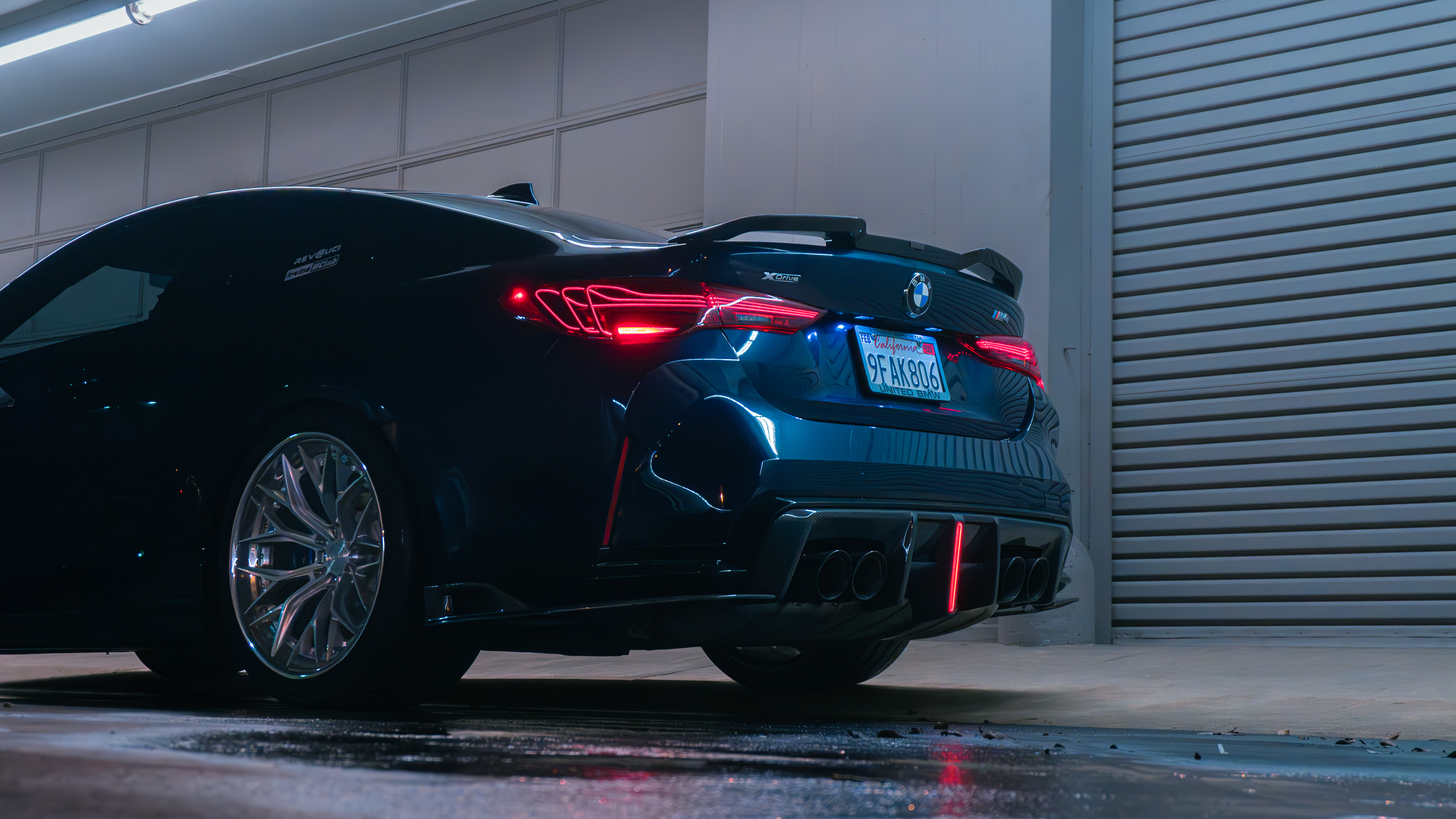 2024 BMW M4 with Motivo Forged CS-J custom wheels in gloss brushed clear and triple chrome detail view