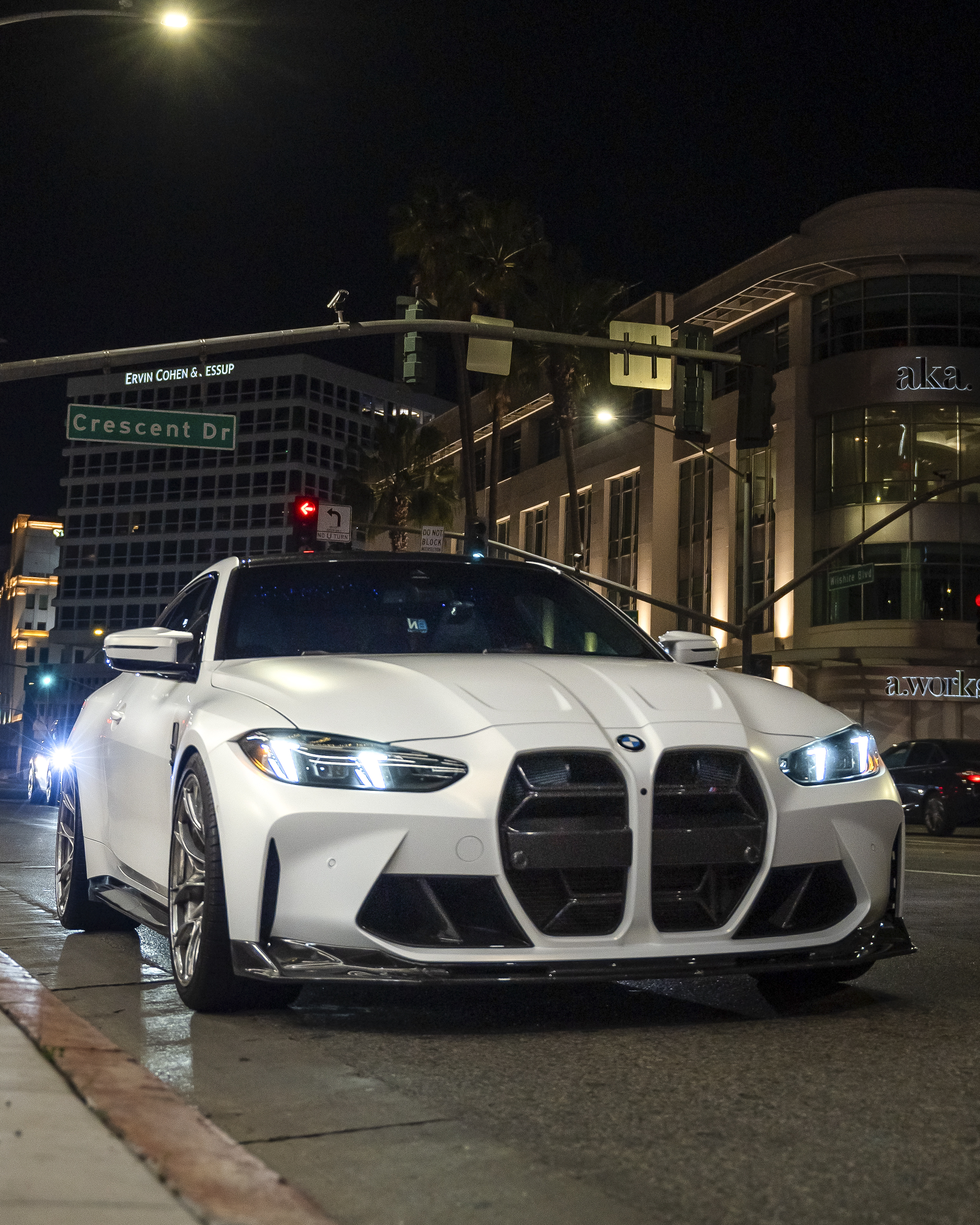 2025 BMW M4 with Motivo Forged MB-A custom wheels in gloss polished clear side view