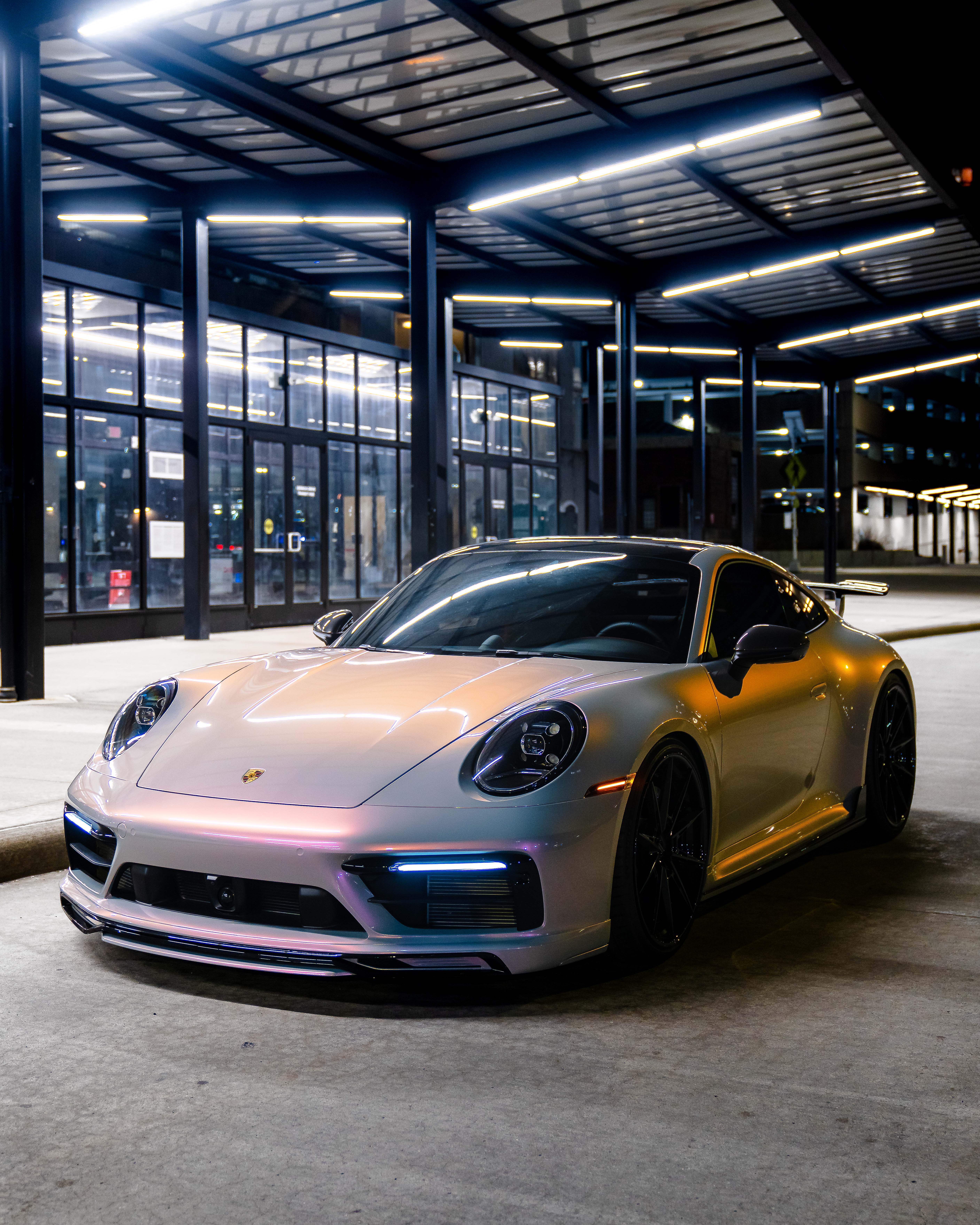 2023 Porsche 911 with Motivo Forged CS-L custom wheels in gloss black and gloss black detail view