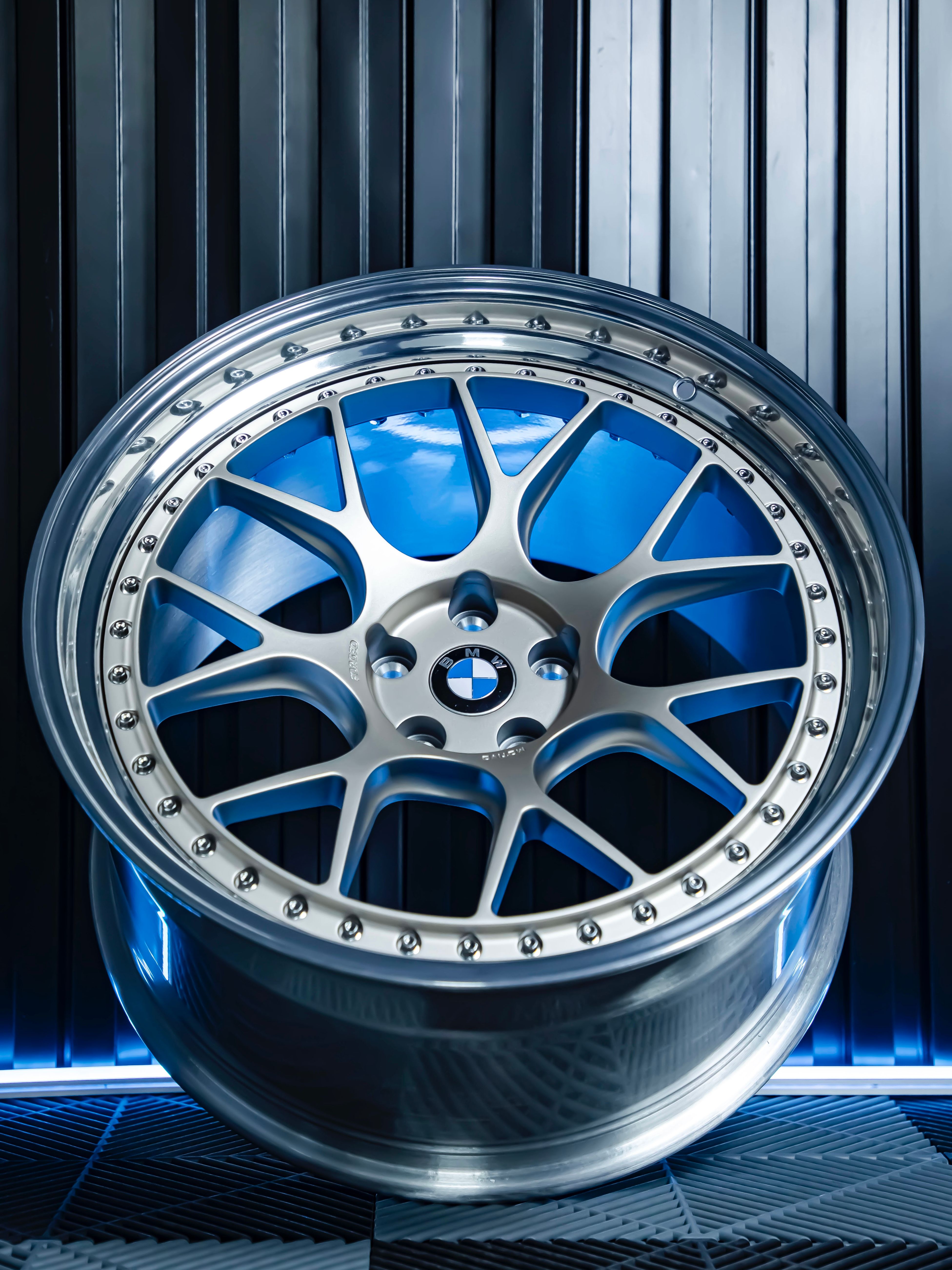 Motivo 2-piece wheel