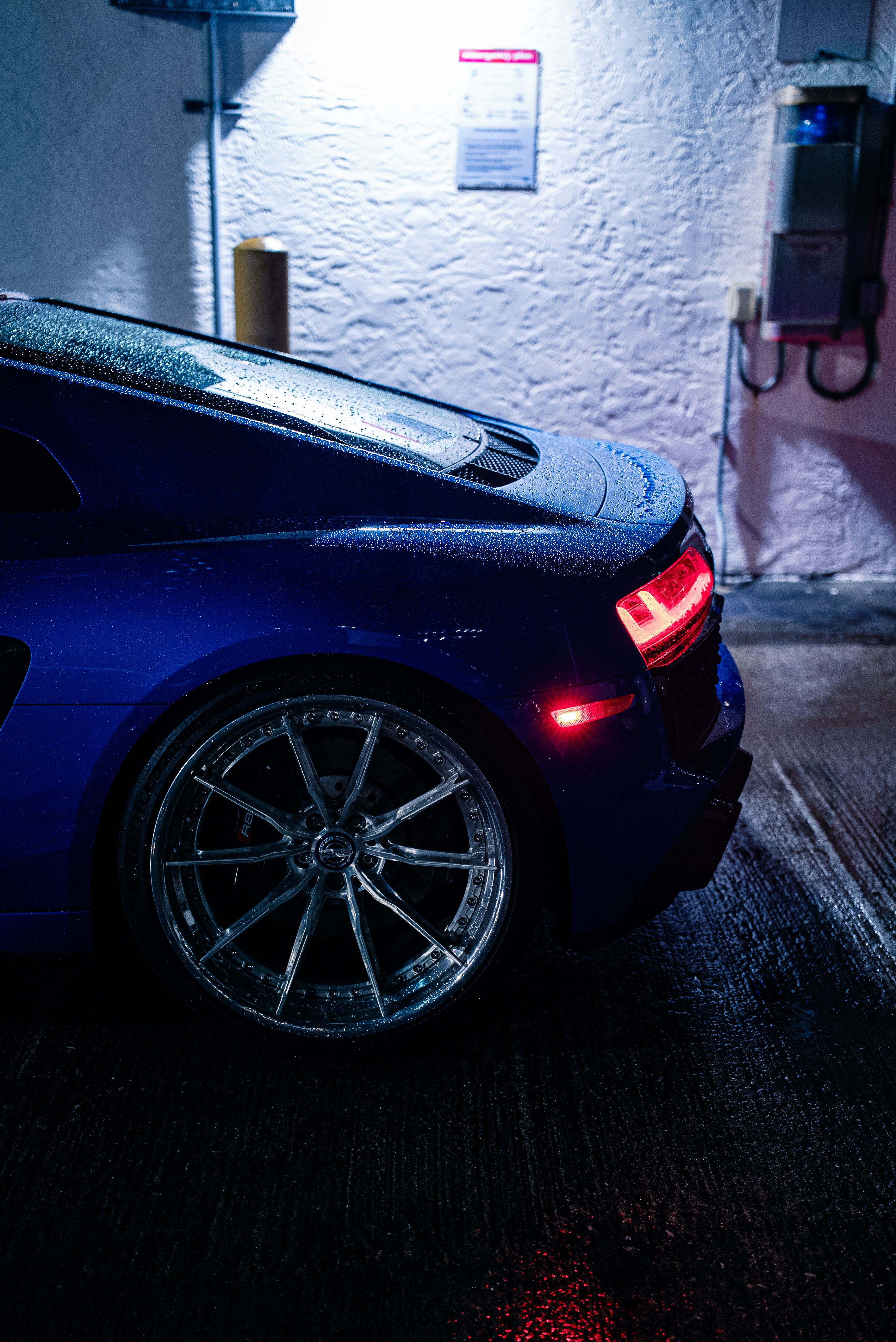 2021 Audi R8 with Motivo Forged CS-M custom wheels in gloss brushed clear and gloss polished clear detail view