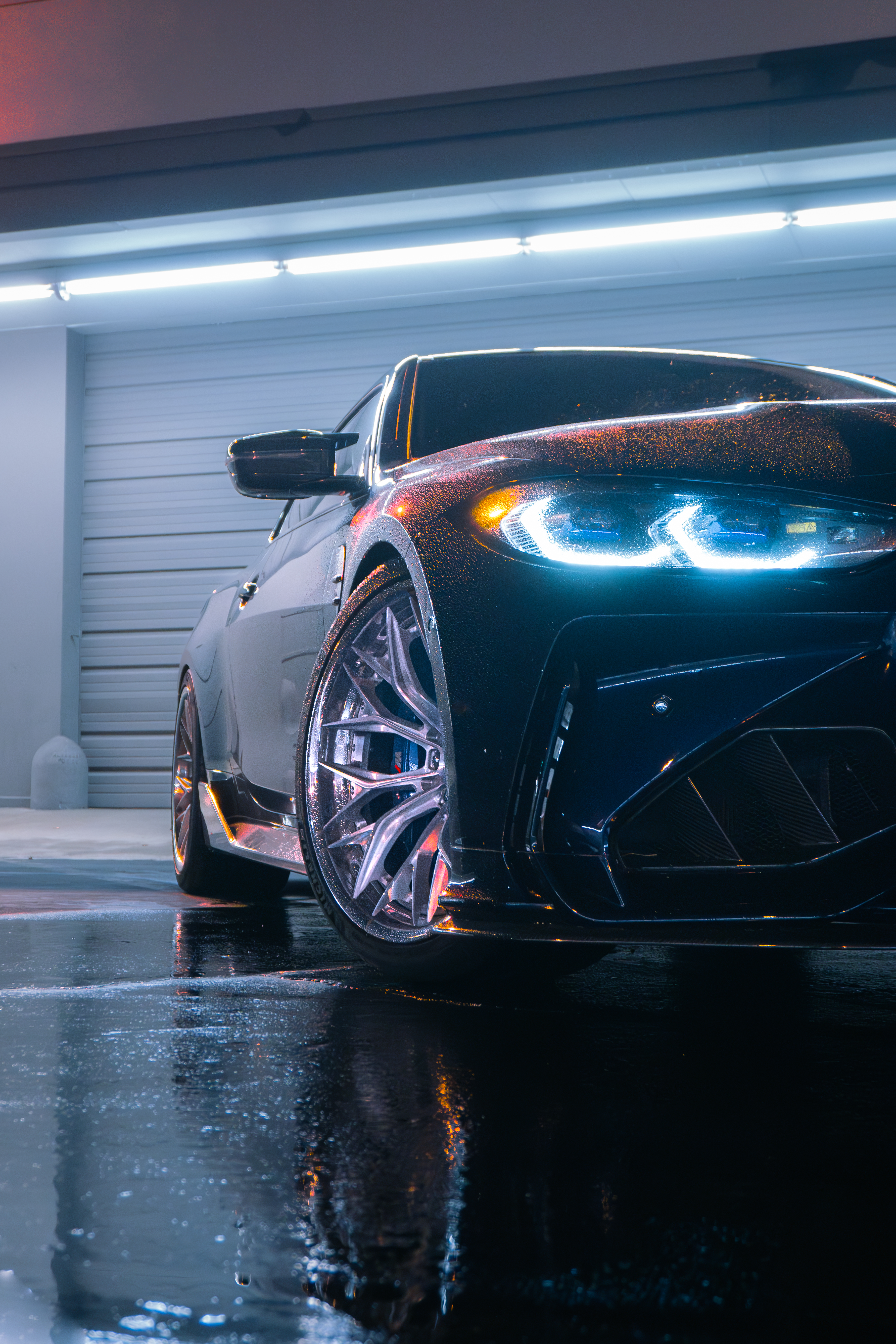 2024 BMW M4 with Motivo Forged CS-J custom wheels in gloss brushed clear and triple chrome detail view